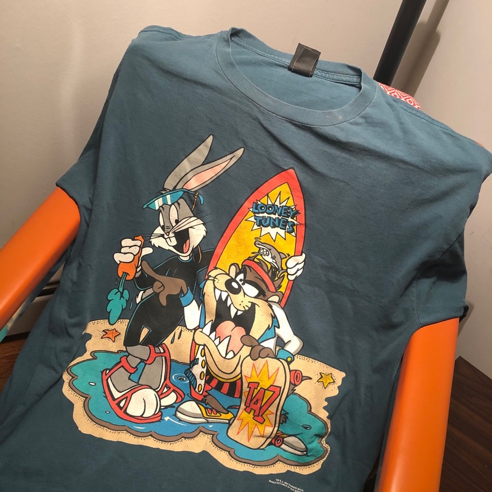 Vintage Looney Tunes Shirt